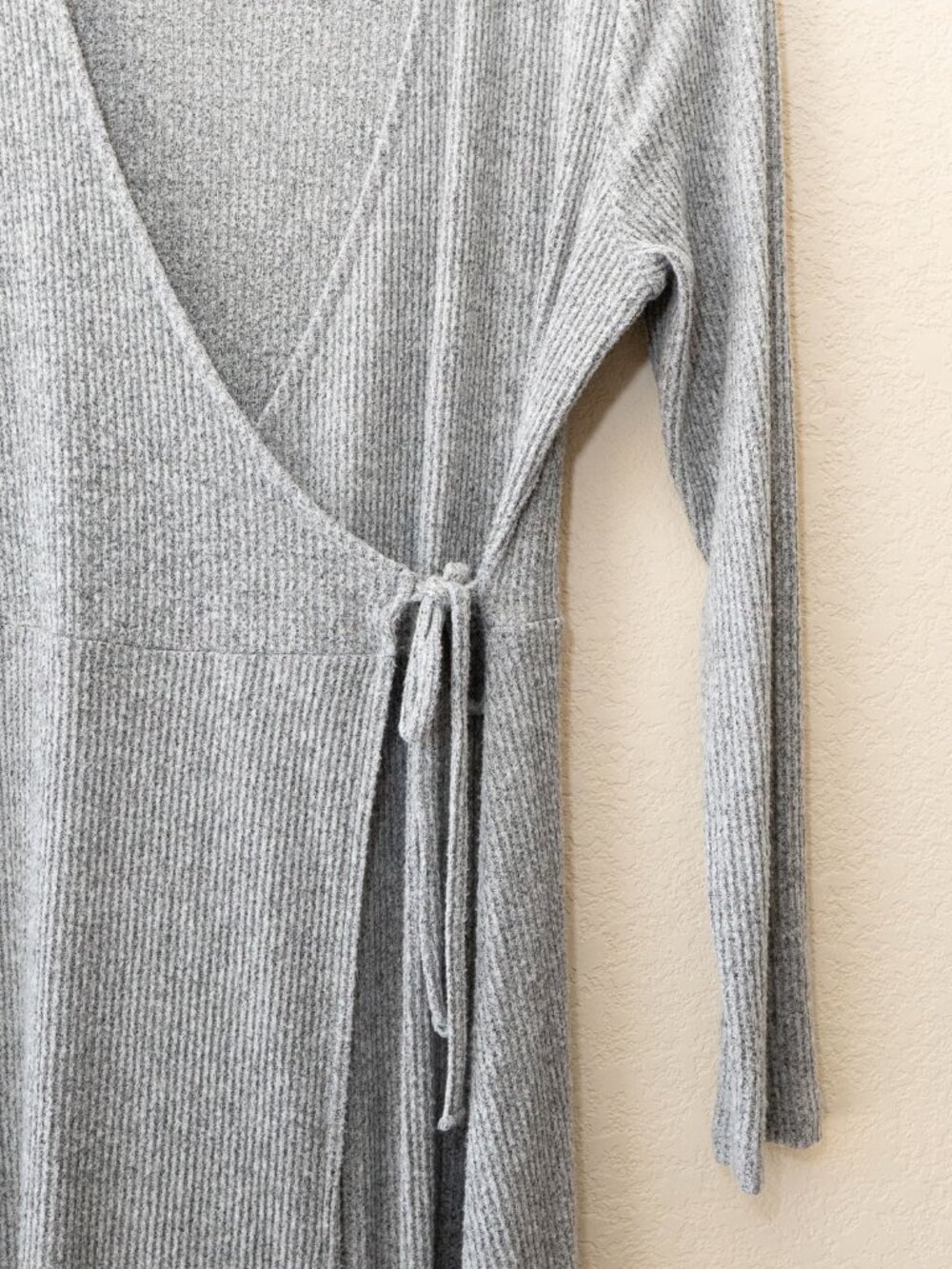 Old Navy Womens L Gray Ribbed Knit Wrap Dress Long Sleeve V Neck Tie Waist - Picture 7 of 16